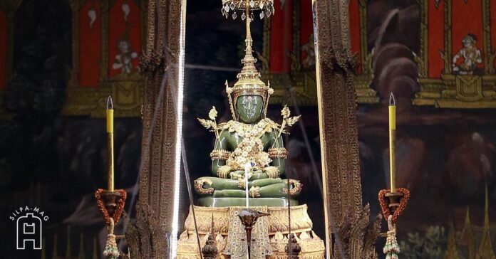 prakaew พระราชพิธีเปลี่ยนเครื่องทรงพระแก้วมรกต