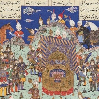 ไพร่พลของพระเจ้าไกโคชรูสวมลอมพอกแบบต่างๆ ภาพวาดในศตวรรษที่ 16 ในหนังสือชาห์นามะ
