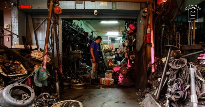 POK_XIANG ตลาดน้อย อดีตเคยเป็นแหล่งเซียงกง