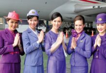 สีสันและลายผ้าไทยบนเครื่องบิน