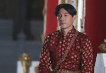 เหตุใดเจ้าฟ้าธรรมธิเบศร์จึงมีอีกพระนามว่า “เจ้าฟ้ากุ้ง” เจ้าฟ้าธรรมธิเบศร์ไชยเชษฐ์สุริยวงศ์ หรือเจ้าฟ้ากุ้ง รับบทโดย ปกรณ์ ลัม ในละครอโยธยาภาค 2