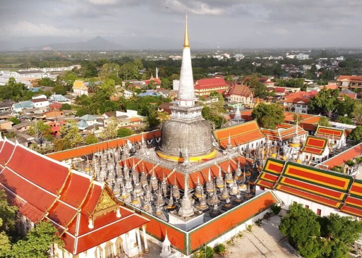 วัดพระมหาธาตุฯ มรดกโลก เป็นภาพมุมสูง (ภาพจาก มติชน 27 กรกฎาคม 2569)