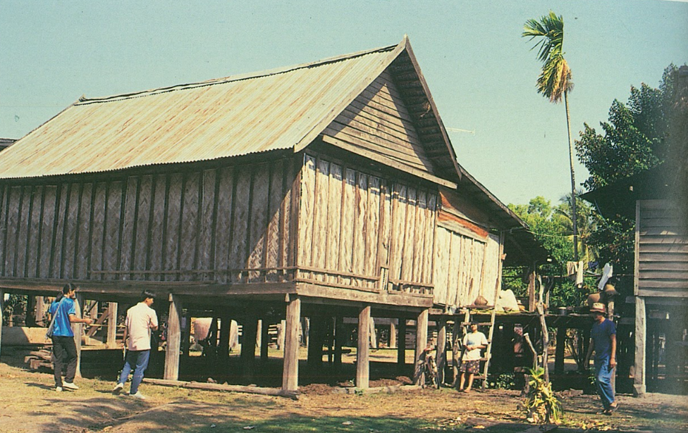 เรือนเกย เรือนถาวร บ้าน ภาคอีสาน