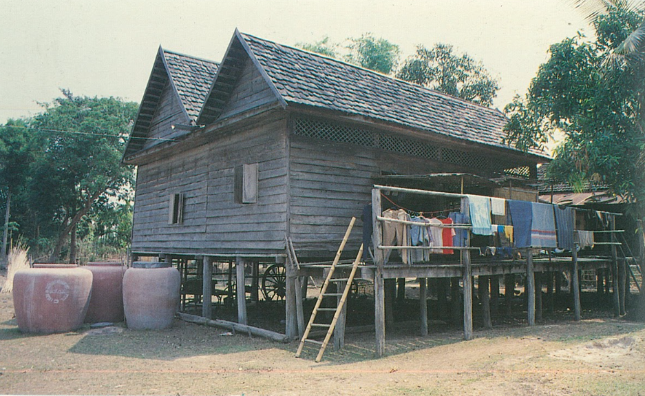 เรือนแฝด เรือนถาวร บ้าน ภาคอีสาน